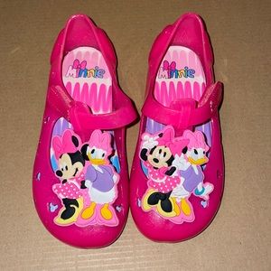 Minnie Mouse Slip on Shoes!